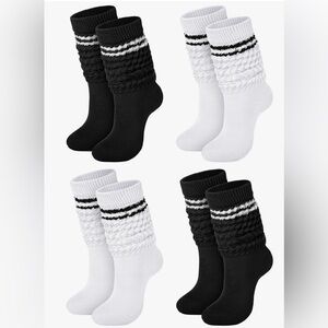 Black and White Knit Socks Set